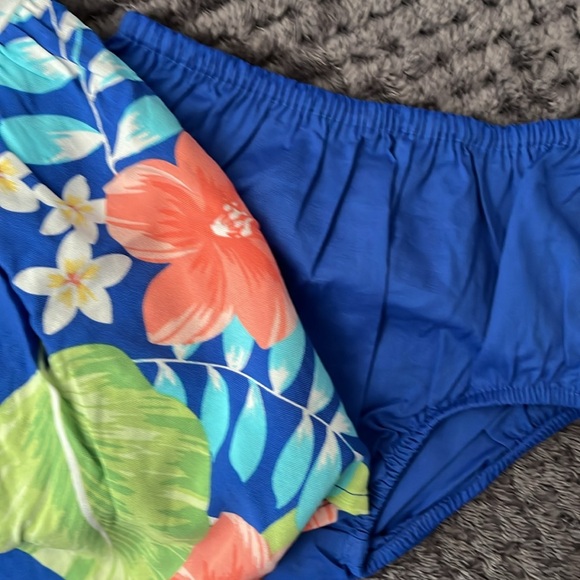 BNWT Dress 0-3 months - Picture 5 of 5